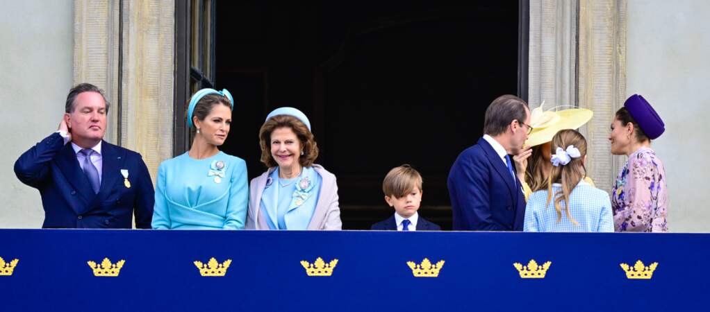 La reine Silvia de Suède, la princesse héritière Victoria et le prince Daniel, la princesse Estelle, le prince Oscar, la princesse Sofia, la princesse Madeleine et Christopher O'Neill.