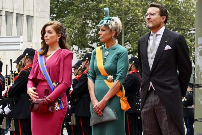 La famille royale pose pour la photo officielle