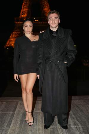 Lourdes Maria Ciccone Leon et son frère Rocco John Ritchie lors du défilé de la collection femme prêt-à-porter Printemps-Été 2024 d'Yves Saint Laurent durant la Fashion Week de Paris
