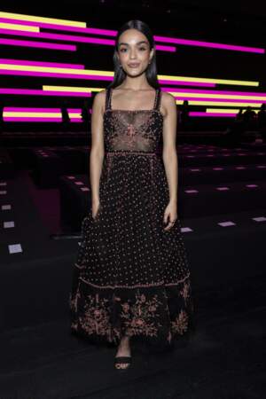 Rachel Zegler au défilé Christian Dior Womenswear S/S 2024 lors de la Fashion Week de Paris