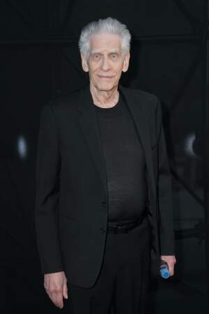 David Cronenberg lors du défilé de la collection femme prêt-à-porter Printemps-Été 2024 d'Yves Saint Laurent durant la Fashion Week de Paris