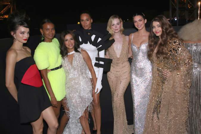 Luma Grothe, Liya Kebede, Eva Longoria, Cindy Bruna, Elle Fanning, Kendall Jenner et Aishwarya Rai au Defilé Walk Your Worth de L'Oréal.