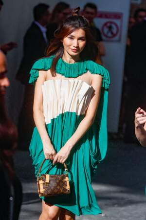 Défilé Louis Vuitton, le 2 octobre 2023 : Gemma Chan.