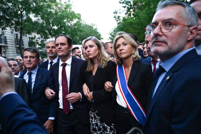 Manuel Valls, Yonathan Arfi, Yaël Braun-Pivet et Valérie Pécresse ont fait le déplacement.