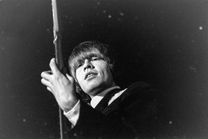 Dès 1966 débute alors sa rapide descente aux enfers. Après s'être éloigné les studios et avoir accumulé les problèmes judiciaires qui l'empêchent de participer aux futures tournées, il est contraint de quitter les Rolling Stones en juin 1969.