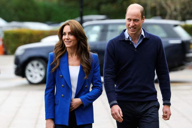Le prince William et la princesse Kate Middleton arrivent pour participer à un atelier sur la santé mentale organisé par SportsAid au Centre sportif national de l'abbaye de Bisham à Marlow, au Royaume-Uni.