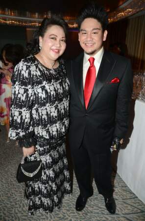 Mariam Aziz est la seconde épouse du sultan Hassanal Bolkiah. Ils ont été mariés de 1981 à 2003 