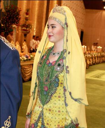 Le prince Al-Muhtadee Billah épouse la princesse Sarah binti Salleh Ab Rahaman