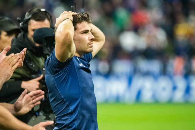 Défaite des bleus lors de la Coupe du Monde de Rugby 2023 : Antoine Dupont.