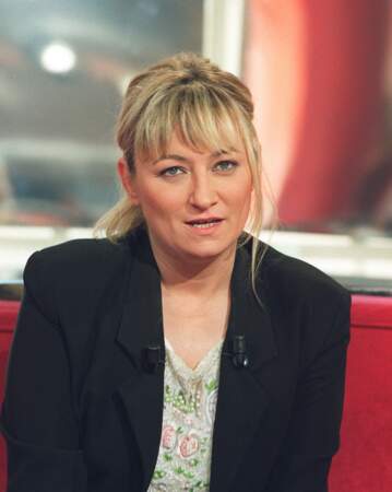 Christine Bravo est chroniqueuse de l'émission de 2001 à 2007 (avec une pause en 2002)