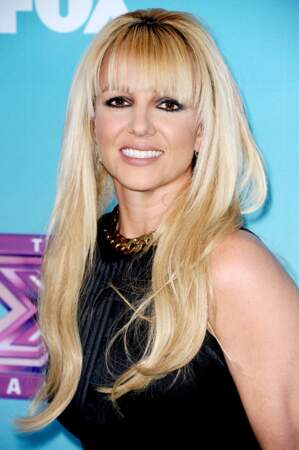 Britney Spears révèle dans ses mémoires avoir été boycottée de tous les côtés lors de ses appels à l'aide.