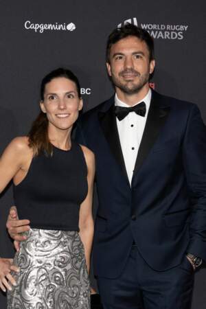 Cérémonie des World Rugby Awards : l'ancien joueur de rugby argentin, Juan Martin Hernandez et sa femme.