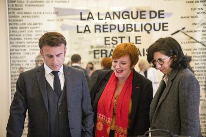 Le président français Emmanuel Macron, la présidente du Centre des monuments nationaux Marie Lavandier et la ministre française de la Culture Rima Abdul-Malak lors de l'inauguration.