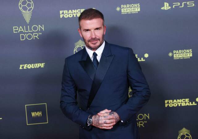L'ancien joueur de football David Beckham arrive à la cérémonie de remise du Ballon d'Or.