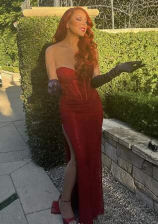 Mariah Carey déguisée en Jessica Rabbit pour Halloween.