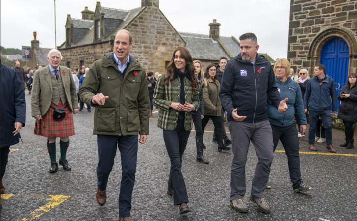 Ce jeudi 2 novembre, le prince William et Kate Middleton étaient de passage dans le comté de Moray dans le nord de l’Écosse.