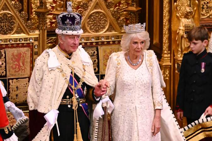 Ce 7 septembre 2023, le roi Charles III d'Angleterre, accompagné de Camilla Parker Bowles, reine d'Angleterre, a prononcé son premier discours du trône.  