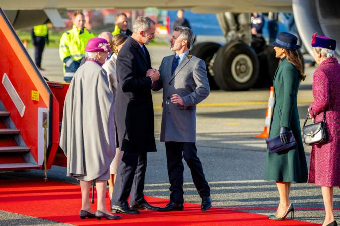 Le prince Frederik, la princesse Mary du Danemark et la princesse Benedikte du Danemark sont également présents pour l'occasion