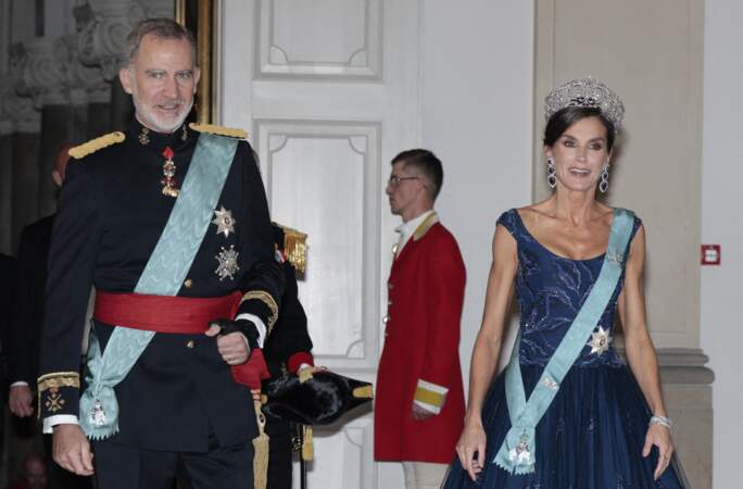 Le roi Felipe VI d'Espagne et la reine Letizia d'Espagne assistent à un dîner de gala au palais de Christiansborg