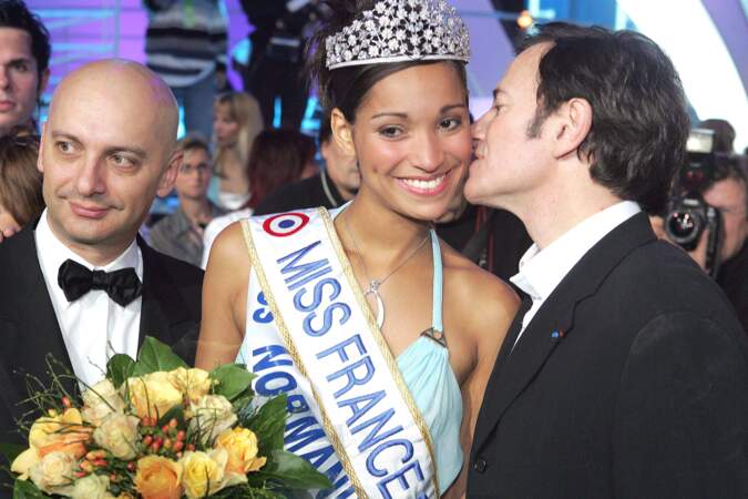 Elle est élue Miss Normandie en 2004 à l'âge de 19 ans.