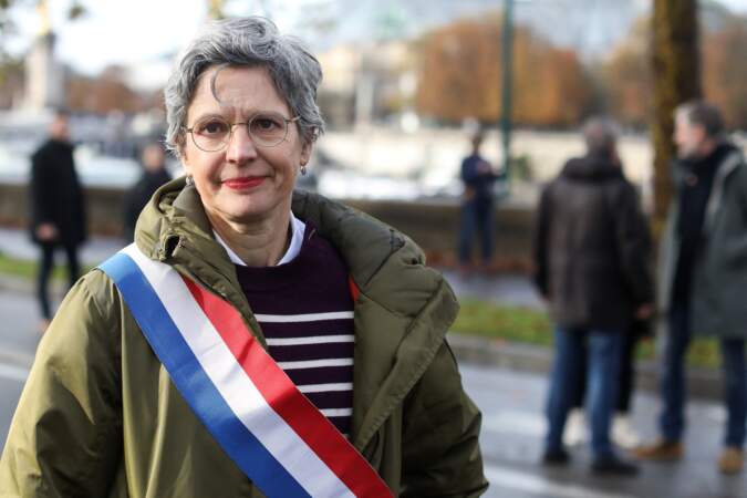 Marche pour la République et contre l'antisémitisme à Paris : Sandrine Rousseau.