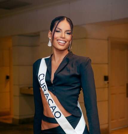 Miss Curaçao : Kim Rossen