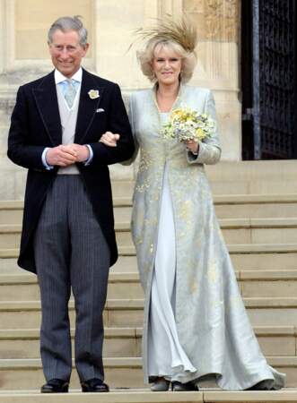 Le prince de Galles et sa nouvelle épouse, la duchesse de Cornouailles le 9 avril 2005.