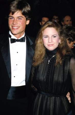 En 1980, elle se met en couple avec l'acteur Rob Lowe. Ils resteront ensemble pendant 6 ans. Sur la photo en 1980, elle a 16 ans