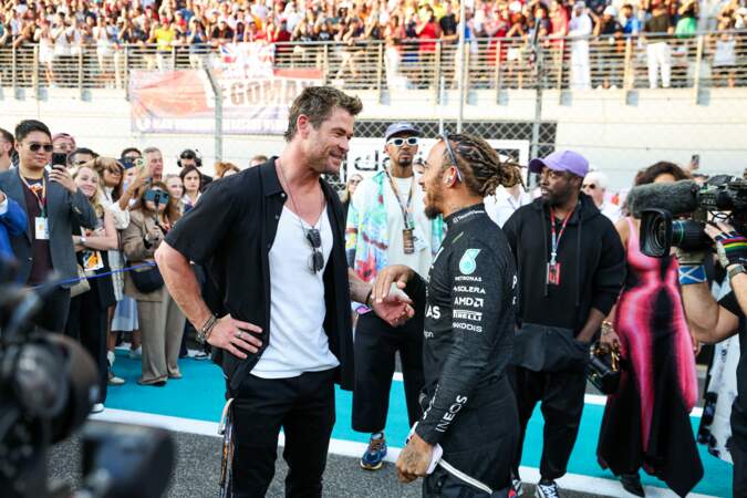 Le Grand Prix d'Abou Dabi : Lewis Hamilton et Chris Hemsworth.