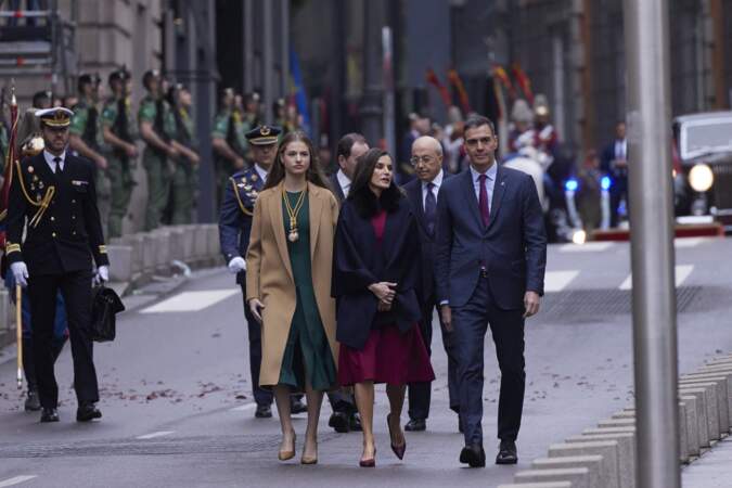Le roi Felipe VI, la reine Letizia d’Espagne et la princesse Leonor assistent à la séance solennelle d'ouverture des Cortes Generales à Madrid.