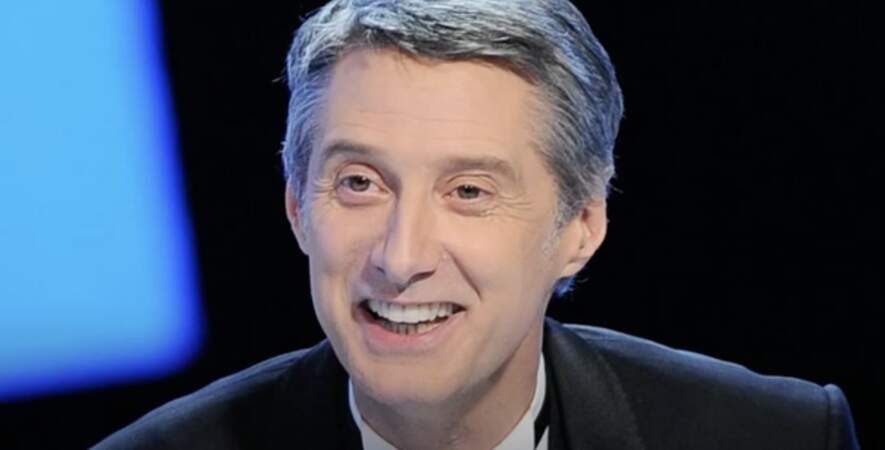 De 2013 à 2015, il prend les rênes du "Grand Journal" sur Canal+, succédant à Michel Denisot, mais est remplacé après deux saisons.