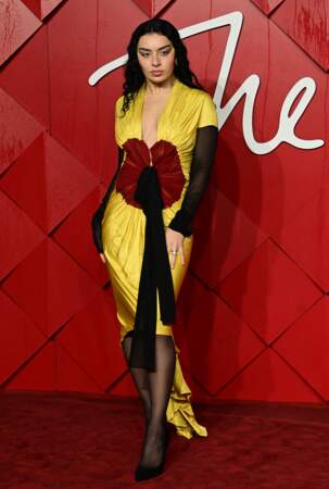 Soirée des "British Fashion Awards 2023" au Royal Albert Hall à Londres : Charli XCX.
