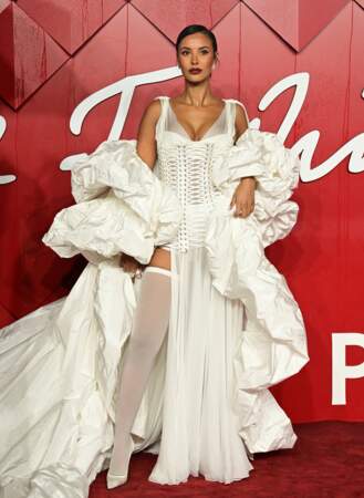 Soirée des "British Fashion Awards 2023" au Royal Albert Hall à Londres : Maya Jama.