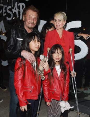 Johnny Hallyday, sa femme Laeticia et leurs deux filles Jade et Joy repérés à Los Angeles en février 2017. Jade est âgée de 13 ans et Joy de 9 ans.