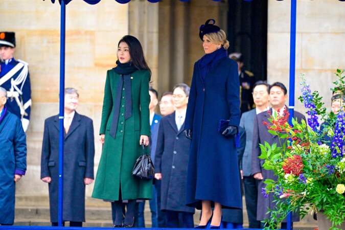 Le couple royal a accueilli le président et son épouse au Palais royal d’Amsterdam ce 11 décembre 2023 pour marquer le début de leur séjour.