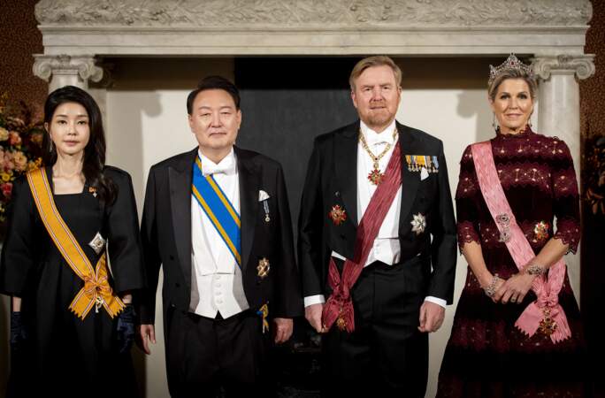 Le roi Willem-Alexander et la reine Maxima des Pays-Bas ont accueilli Yoon Suk-Yeol, le président de Corée du Sud, et sa femme Kim Keon-Hee pour un banquet d'État au Palais royal d'Amsterdam.