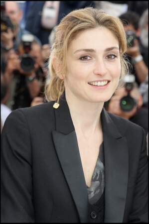 En 2009, elle est à 37 ans membre du jury "Un certain regard" au Festival de Cannes, une section du festival dédiée aux films innovants et originaux.