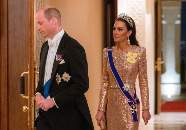 La famille royale d'Angleterre au mariage du prince Hussein de Jordanie 