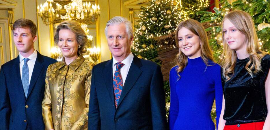 Le prince Emmanuel, la reine Mathilde, le roi Philippe de Belgique, la princesse Elisabeth et la princesse Eléonore assistent au concert de Noël au palais royal de Bruxelles, le 19 décembre 2023.