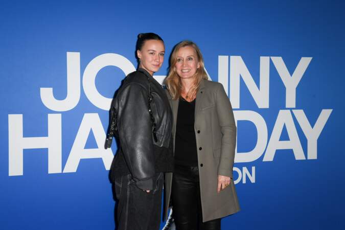 Inauguration de l'exposition Johnny Hallyday à Paris : Zoé Marchal et Catherine Marchal.