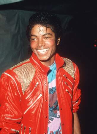 En 1982, son single "Thriller" explose tous les records de vente.