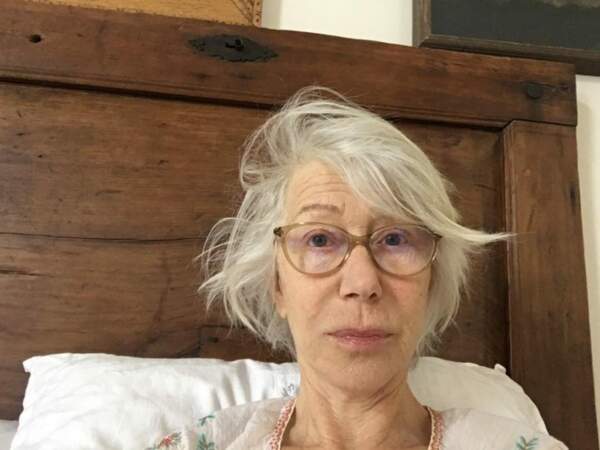 L'actrice Helen Mirren a publié un selfie d'elle au réveil.