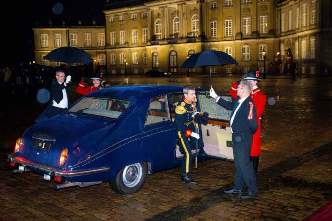 Le prince héritier Frederik de Danemark assiste au dîner et à la table du Nouvel An pour le gouvernement, le président du Parlement danois, les représentants du Danemark officiel et la Cour au palais de Christian VII à Amalienborg, à Copenhague.
