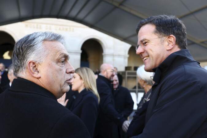 Hommage à Jacques Delors aux invalides : Viktor Orban et Mark Rutte