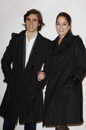 En 2010, elle se met en couple avec l'acteur Julien Dereims. Elle a 20 ans