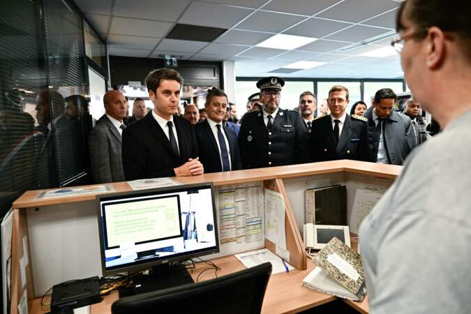 Gabriel Attal, Premier ministre avec Gérald Darmanin, ministre de l’Intérieur, en visite au commissariat de Police Nationale d'Ermont-Eaubonne.