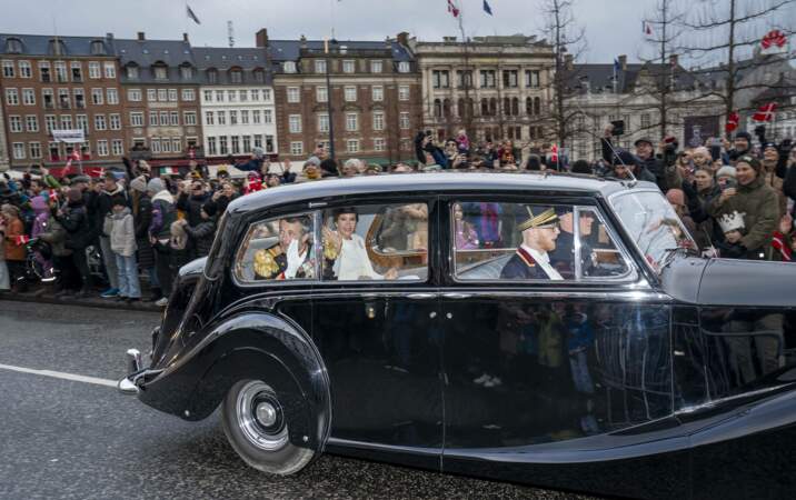 Frederik et Mary de Danemark rejoignent Margrethe II au château de Christiansborg