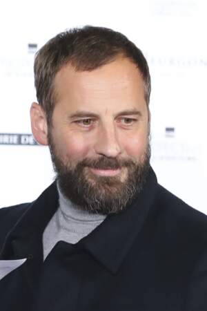 En avril 2016, il tient le rôle principal dans "Rose et le soldat", un téléfilm historique. 