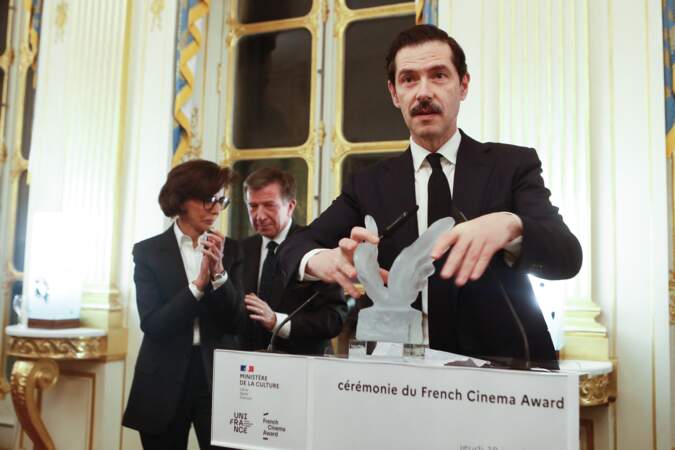 Melvil Poupaud reçoit le French Cinema Award décerné par Unifrance.