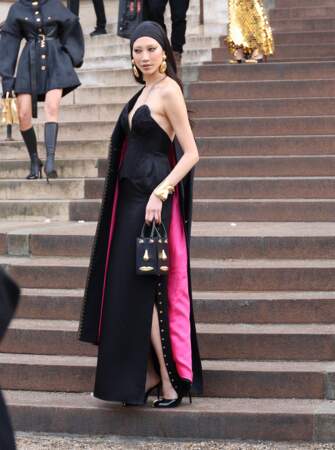Défilé Schiaparelli Haute Couture Printemps/Été 2024 à la Fashion Week de Paris : Soo Joo Park.